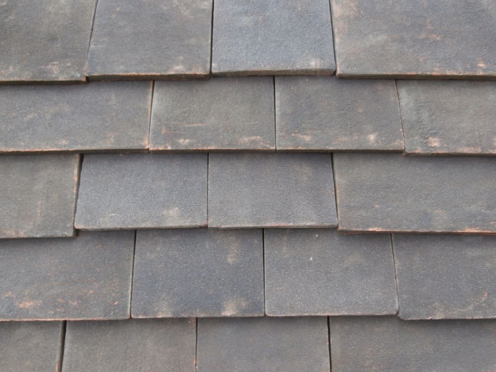 manor roof tiles dark